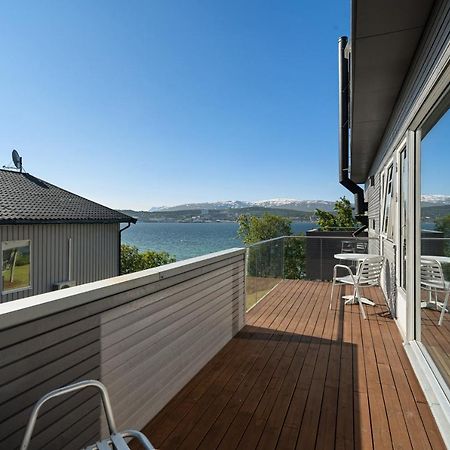 Seaview Studio W/Terrace&Parking Tromsø Esterno foto